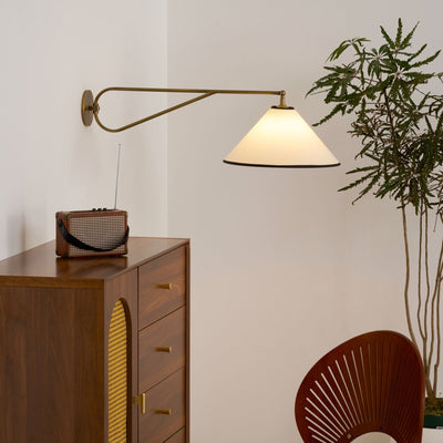 Avenieria Wall Lamp