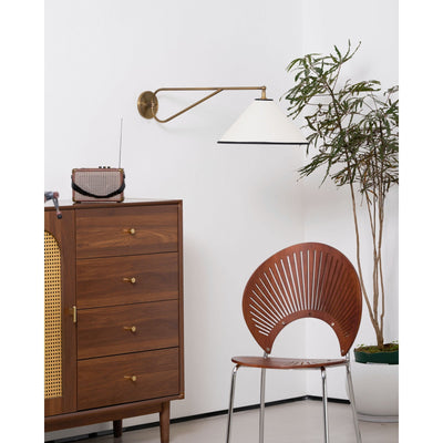 Avenieria Wall Lamp