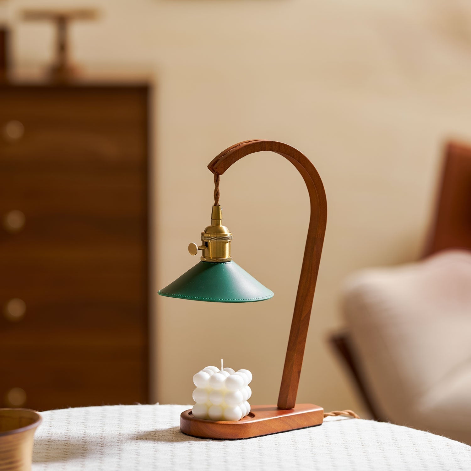 Oreliira Table Lamp