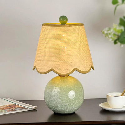 Elmhurstwick Table Lamp