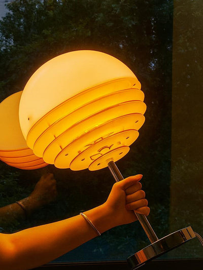 Dome Louver Table Lamp