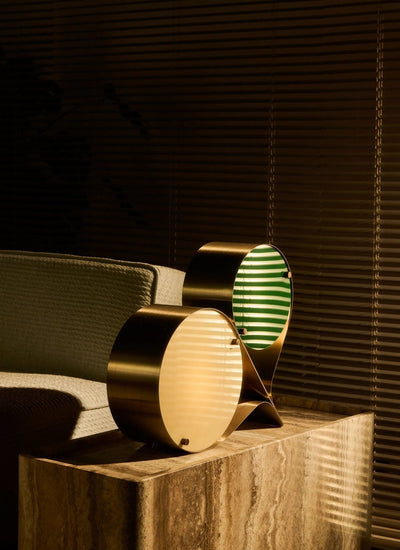 Duet Floating Disc Table Lamp