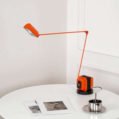 Orvyn Minimalist Table Lamp