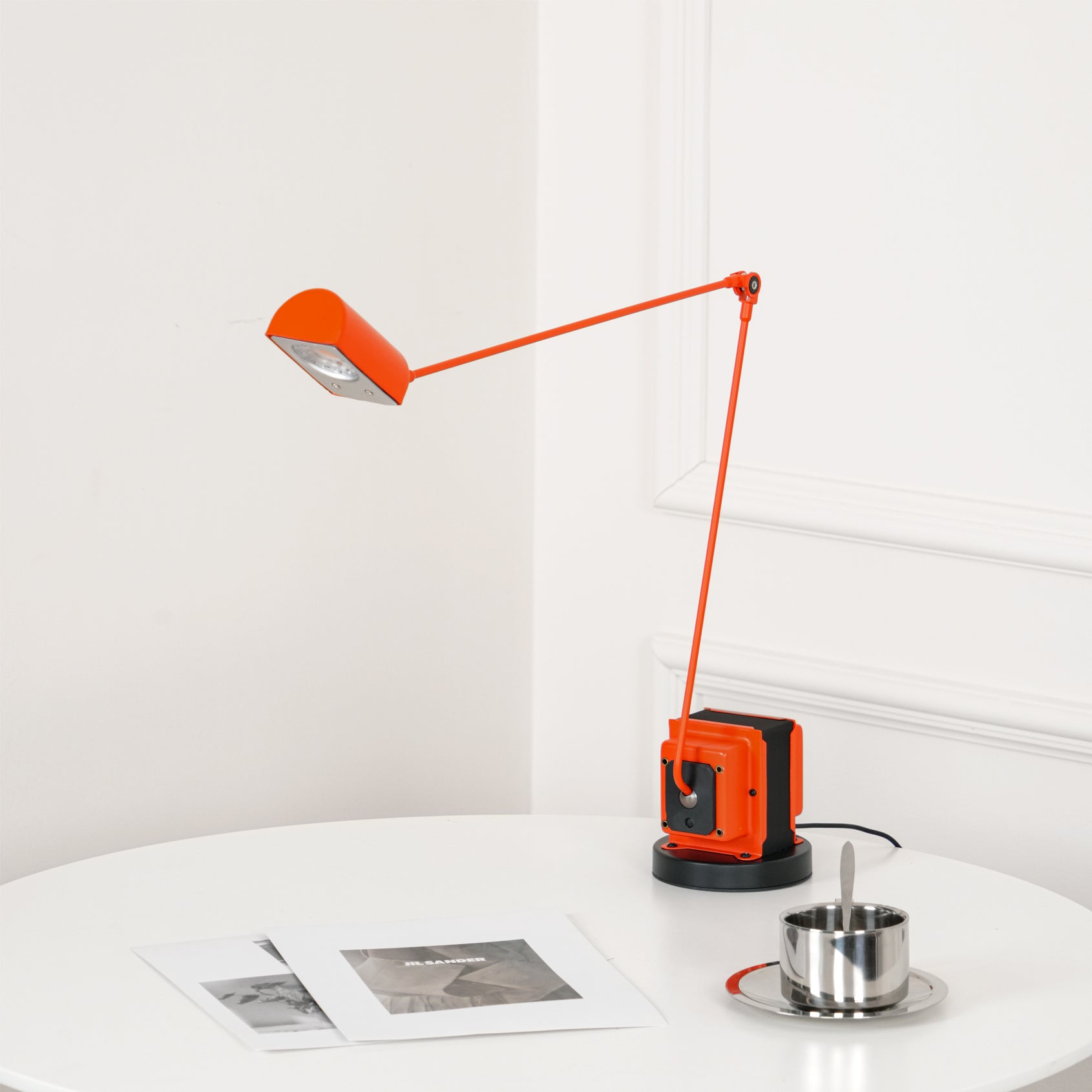 Orvyn Minimalist Table Lamp