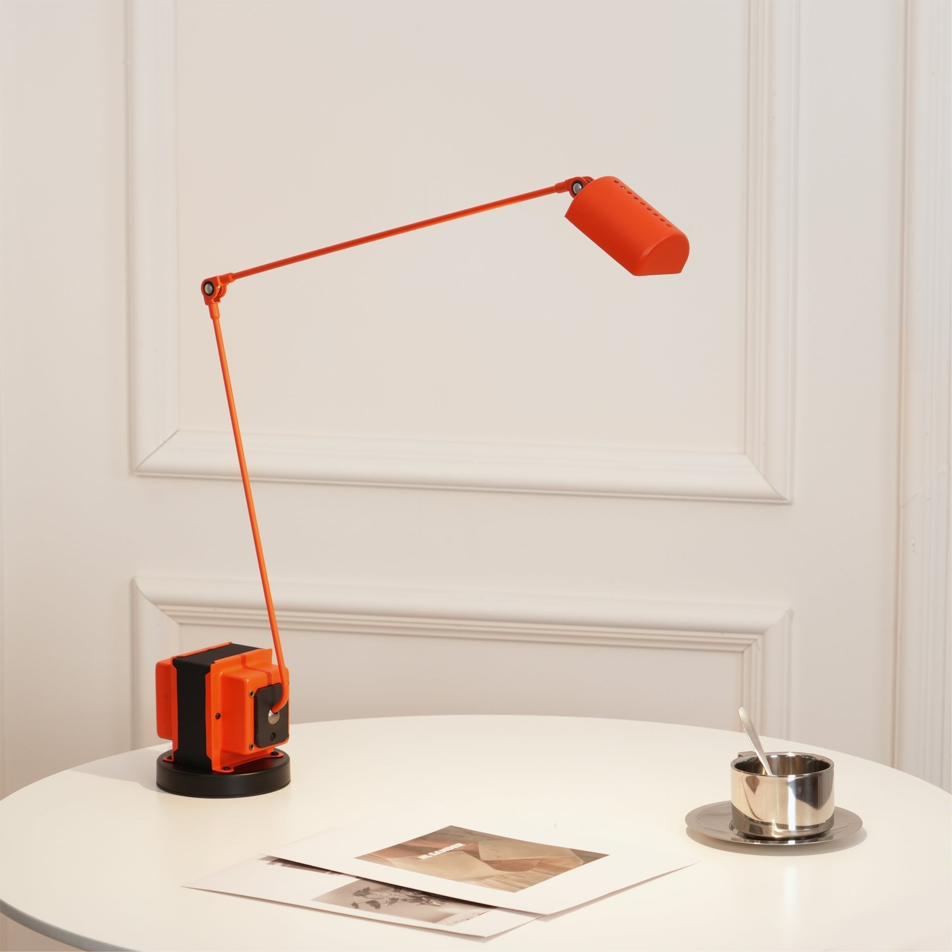 Orvyn Minimalist Table Lamp