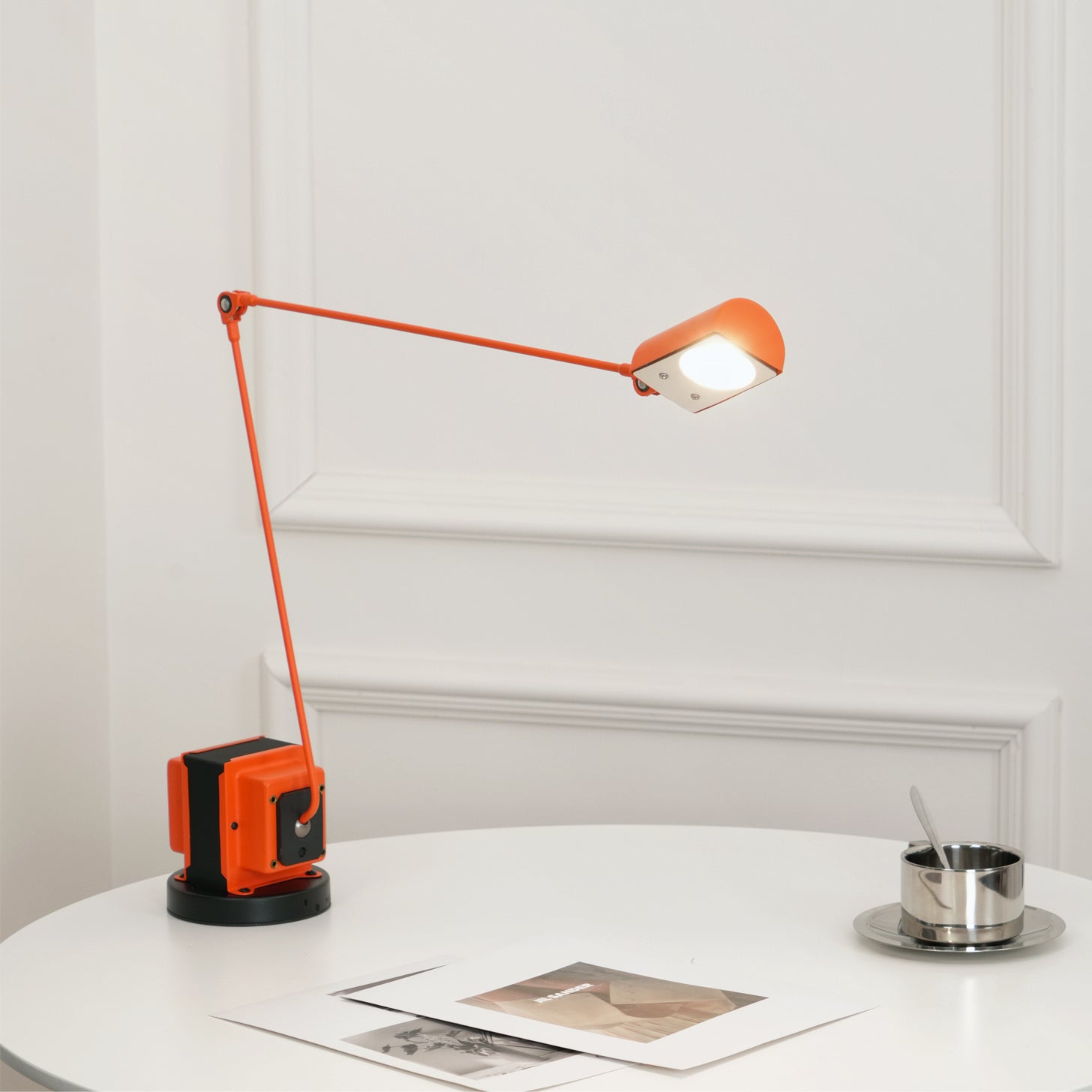 Orvyn Minimalist Table Lamp