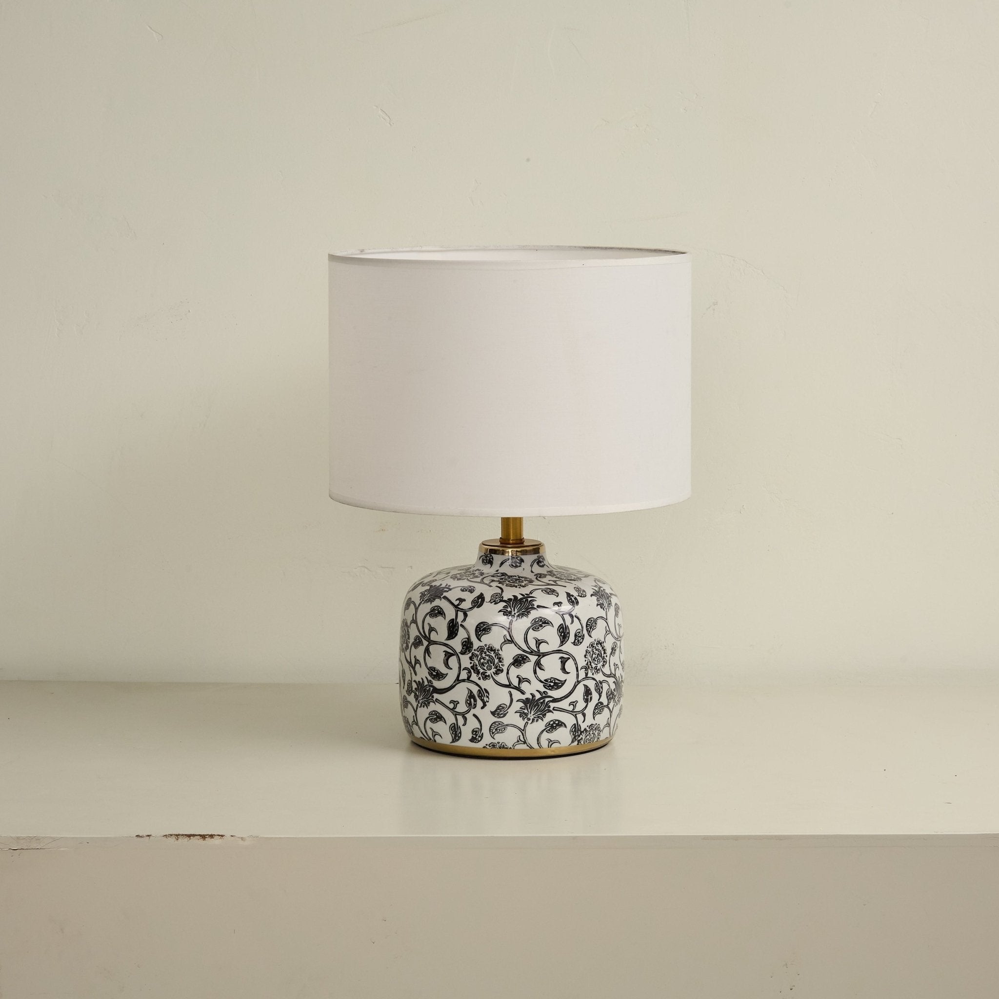 Ebony Vine Ceramic Table Lamp