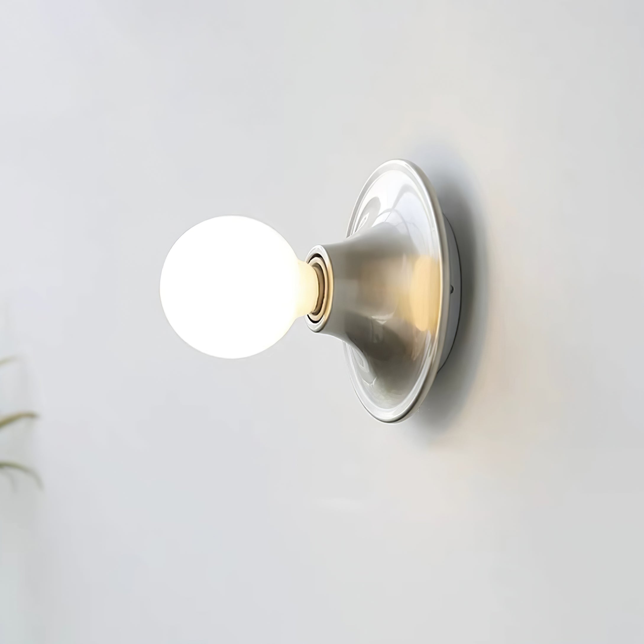 Ortheen Modern Minimalist Glass Sconce Wall lamp - Neutral Decor