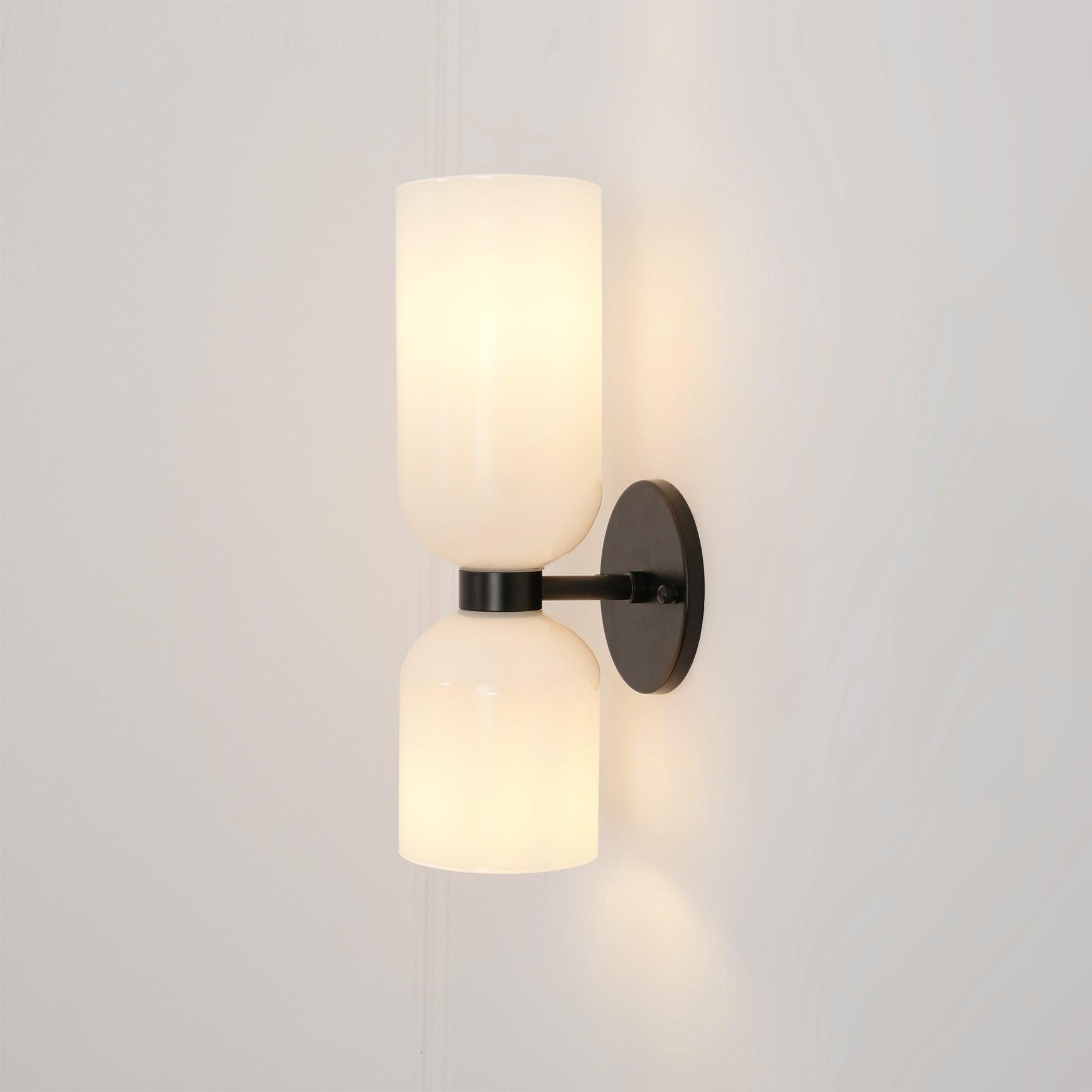 Bryn Modern Minimalist Glass Wall Lamp