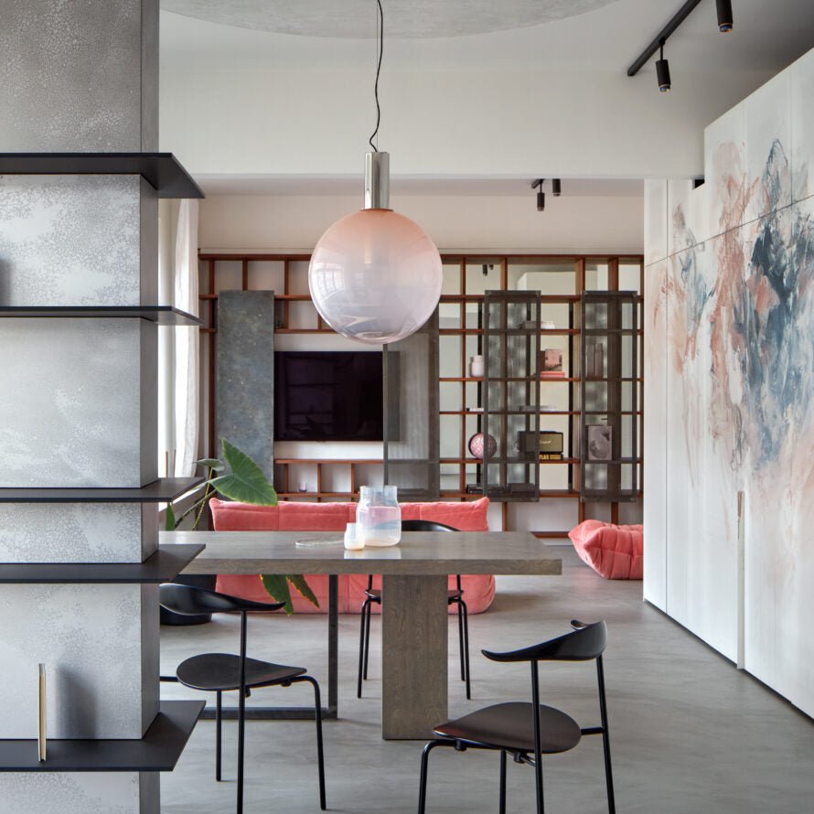Aeris Minimalist Glass Pendant Lamp