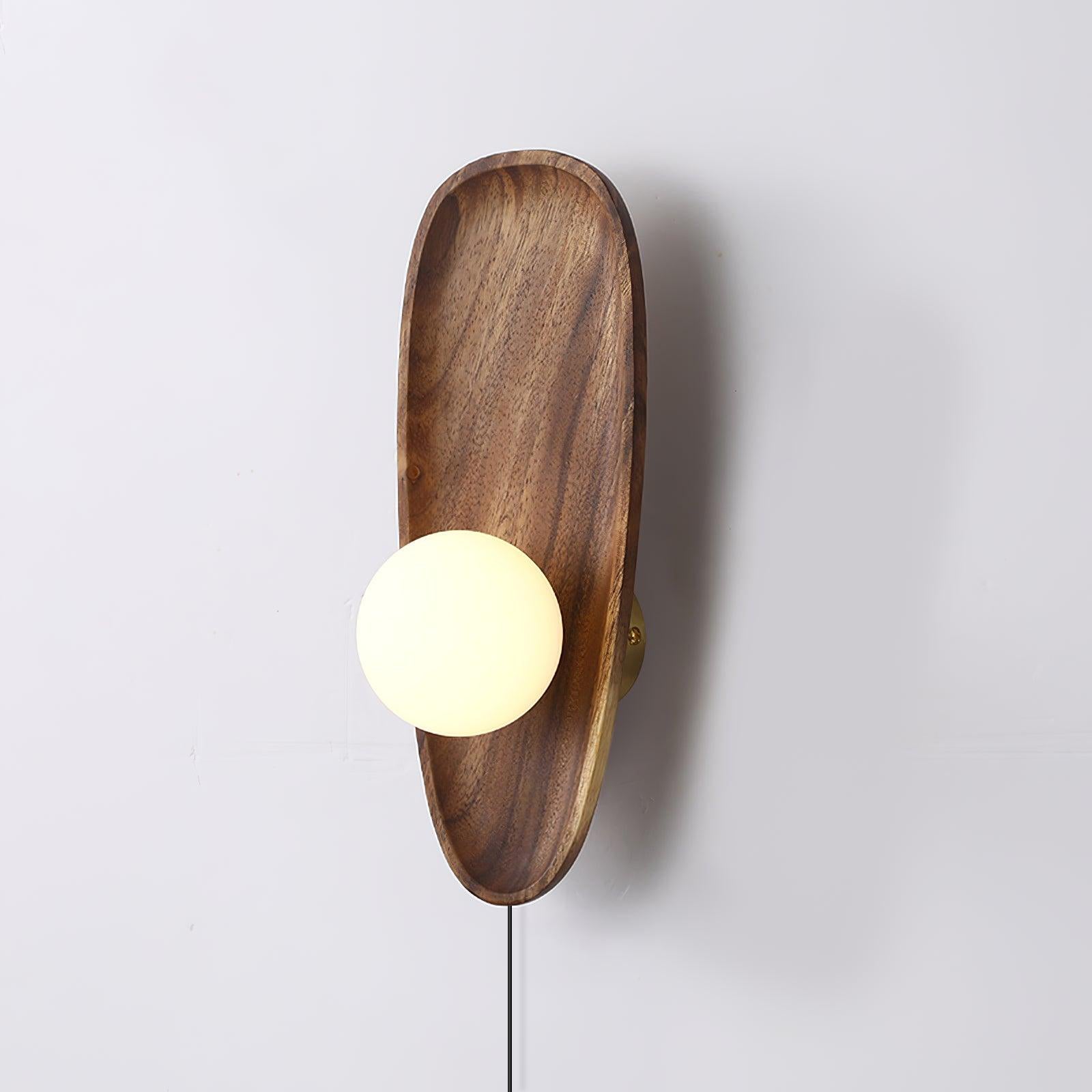 Bravyn Plug-in Wall Lamp