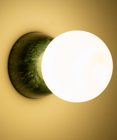 Verdant Wall Lamp