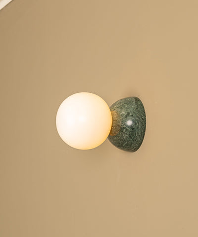Verdant Wall Lamp
