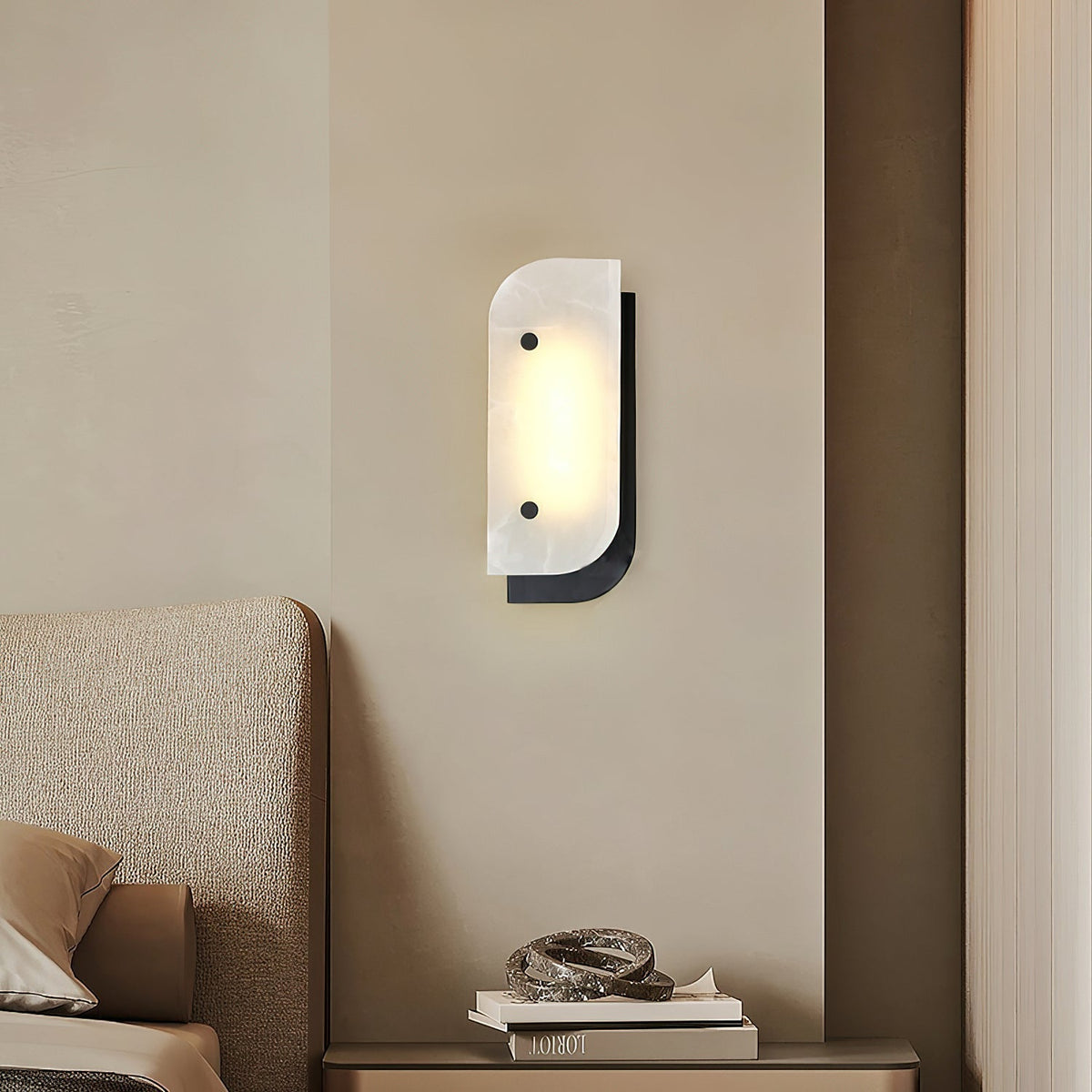 Sovelo Wall Lamp