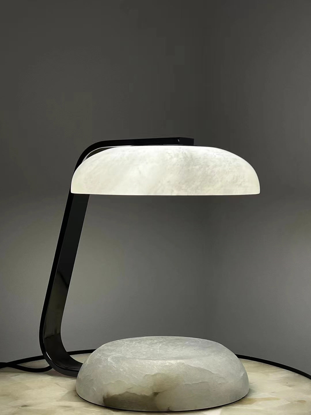 Vivi Table Lamp