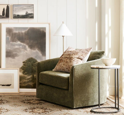 Urath Minimalist Brass Floor Lamp