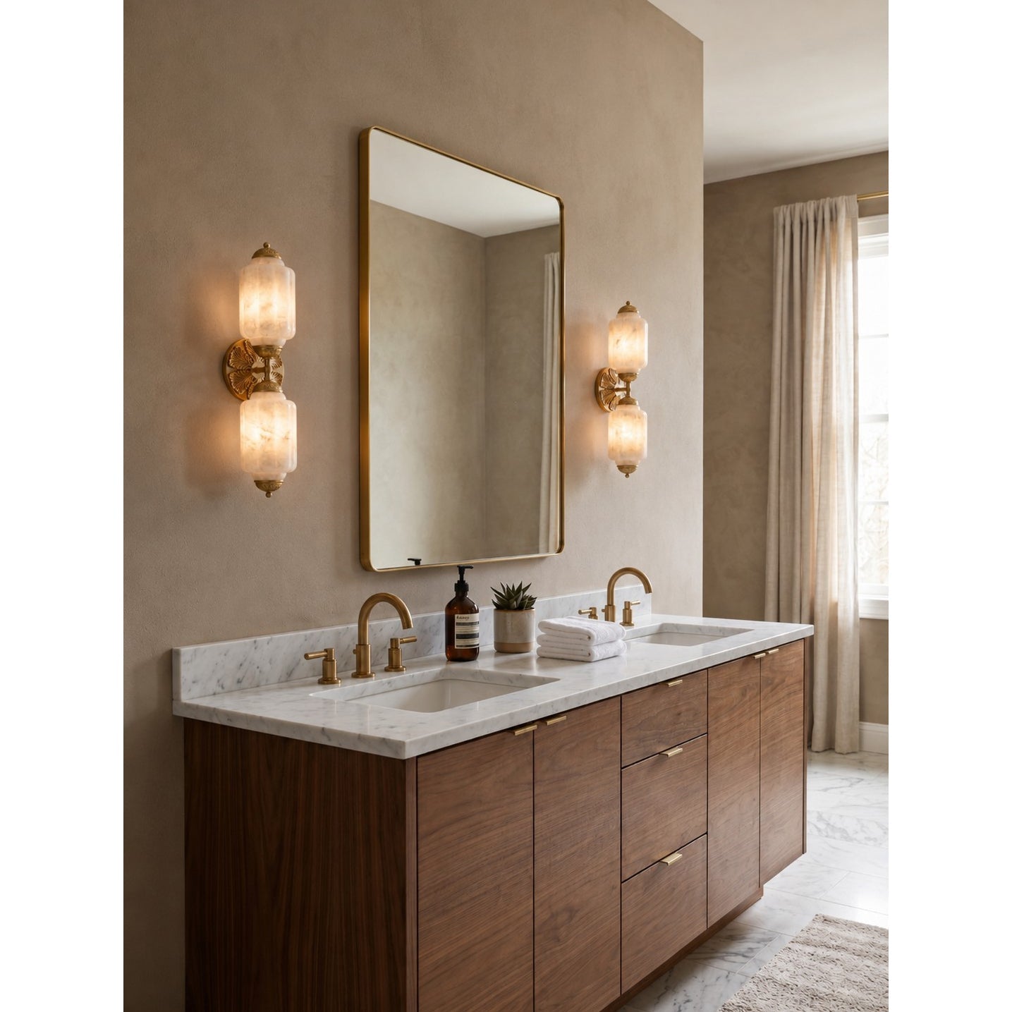 Marstone Scallop Alabaster Indoor Wall Light