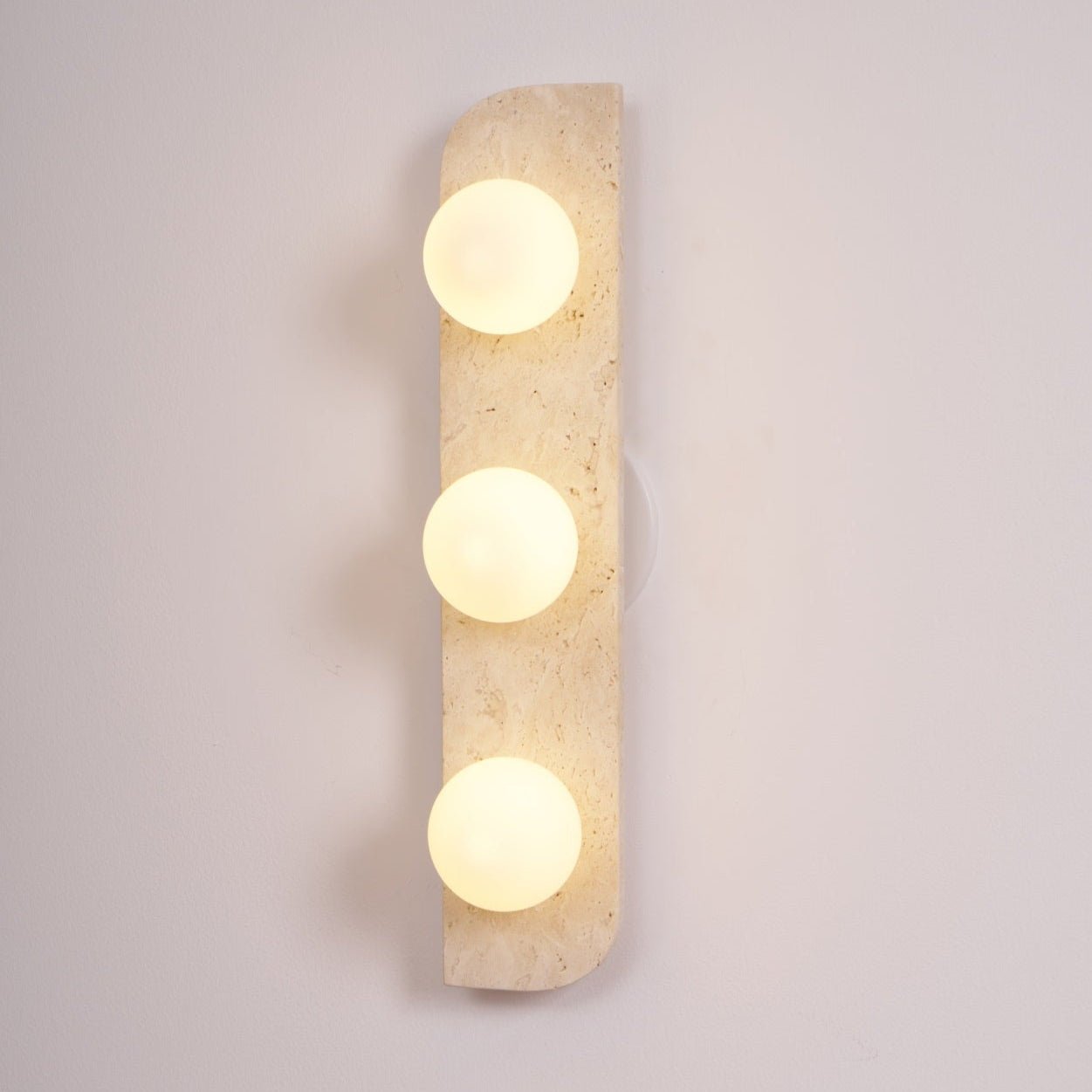 Serearia Minimalist Travertine Plug-In Wall Light