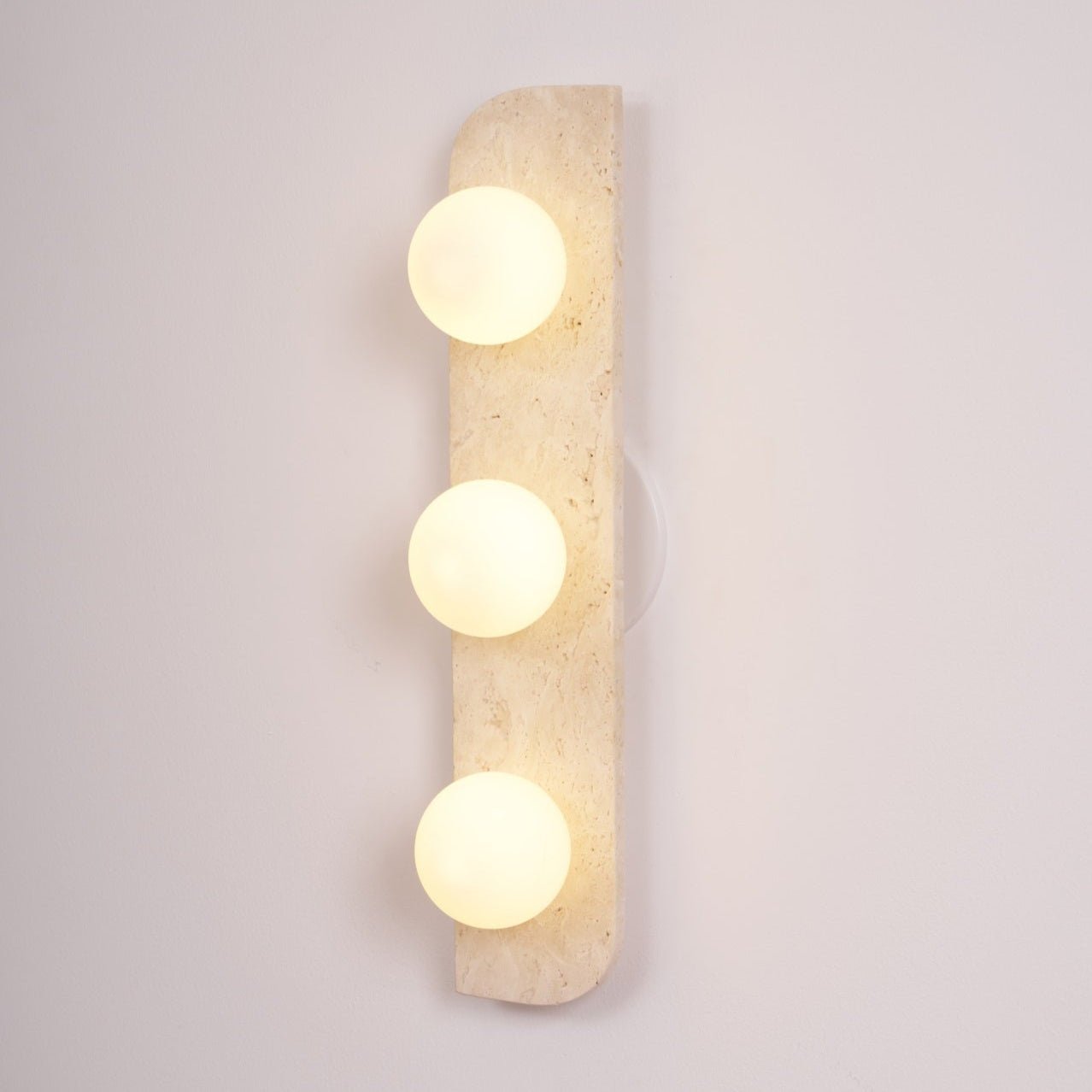 Serearia Minimalist Travertine Plug-In Wall Light