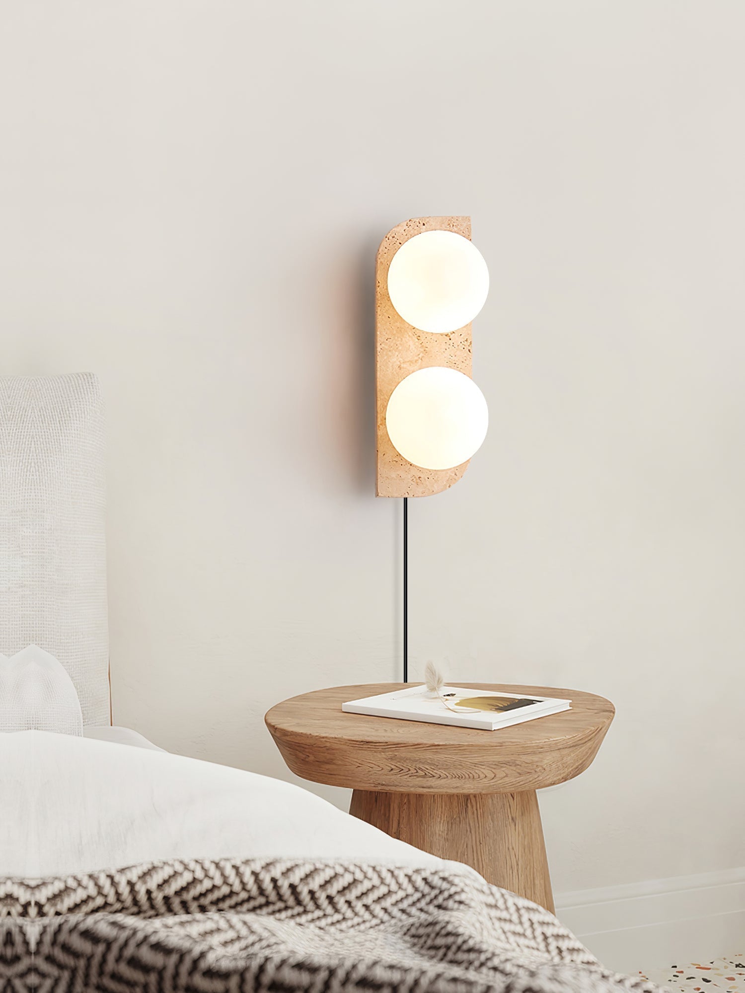 Serearia Minimalist Travertine Plug-In Wall Light