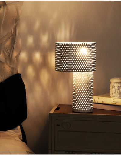 Ilsolyra Table Lamp