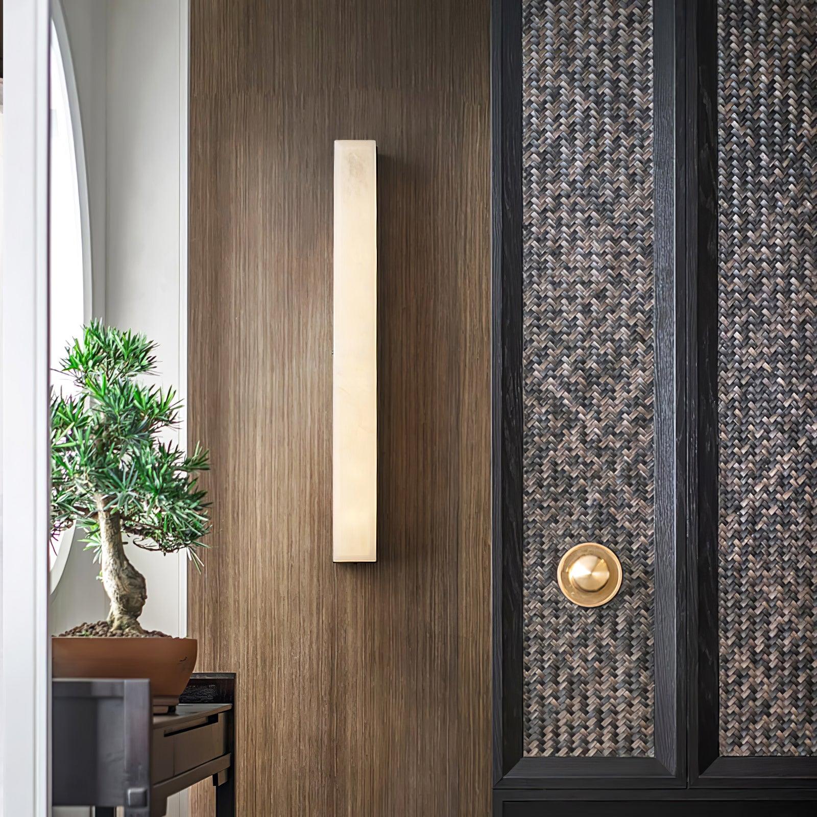 Nivivette Pillar Alabaster Wall Lamp