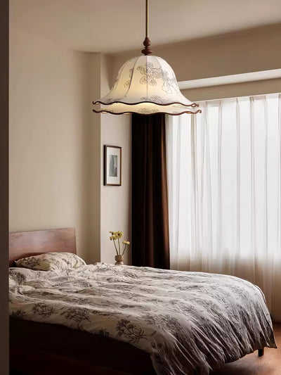 Ilsilis Traditional Elegance Floral Fabric Wood Pendant Lamp