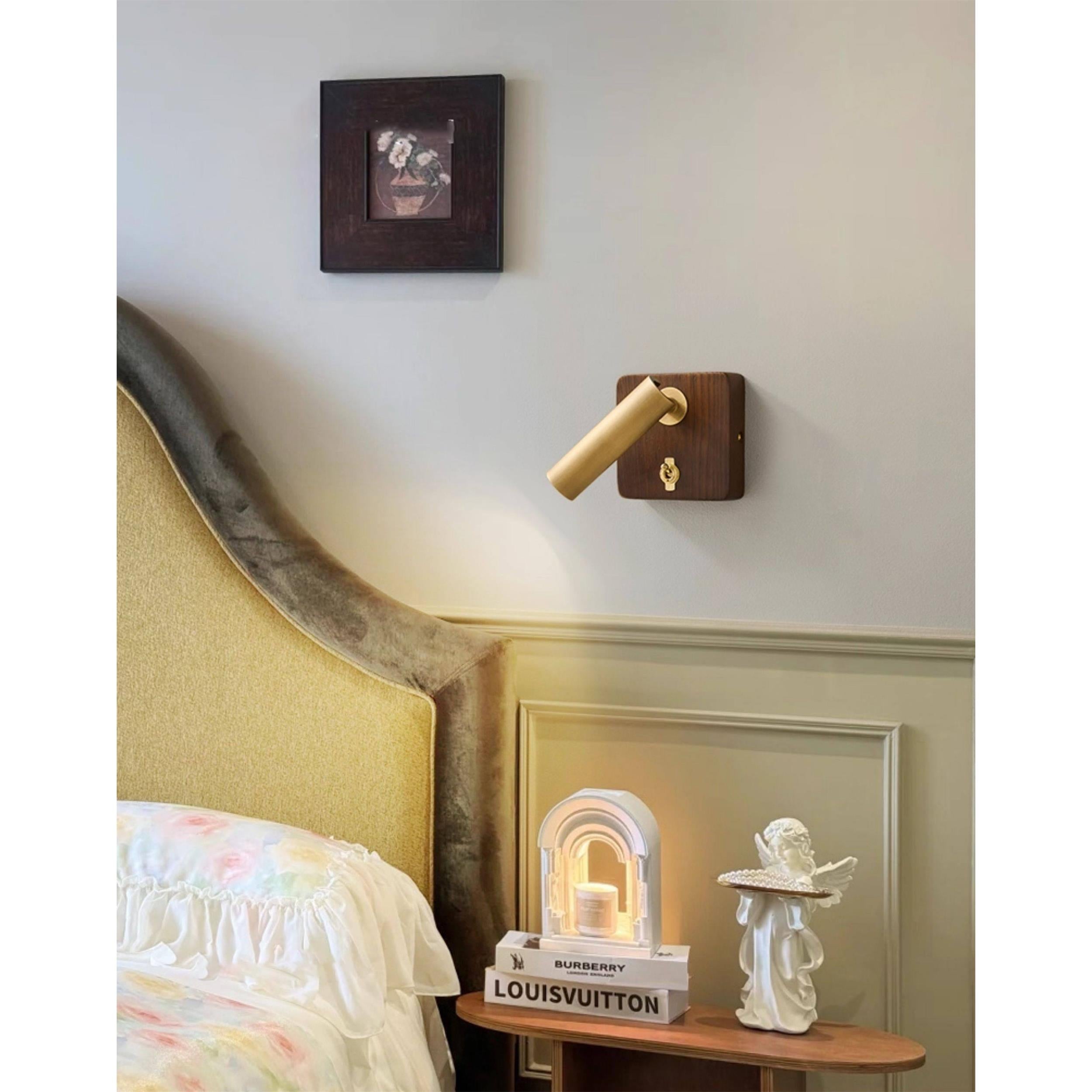 Sorinielle Wall Lamp