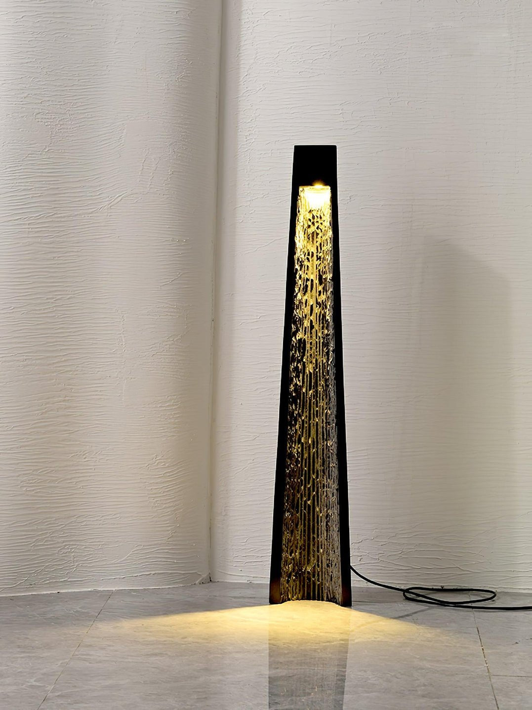 Lave Marble Floor Lamp