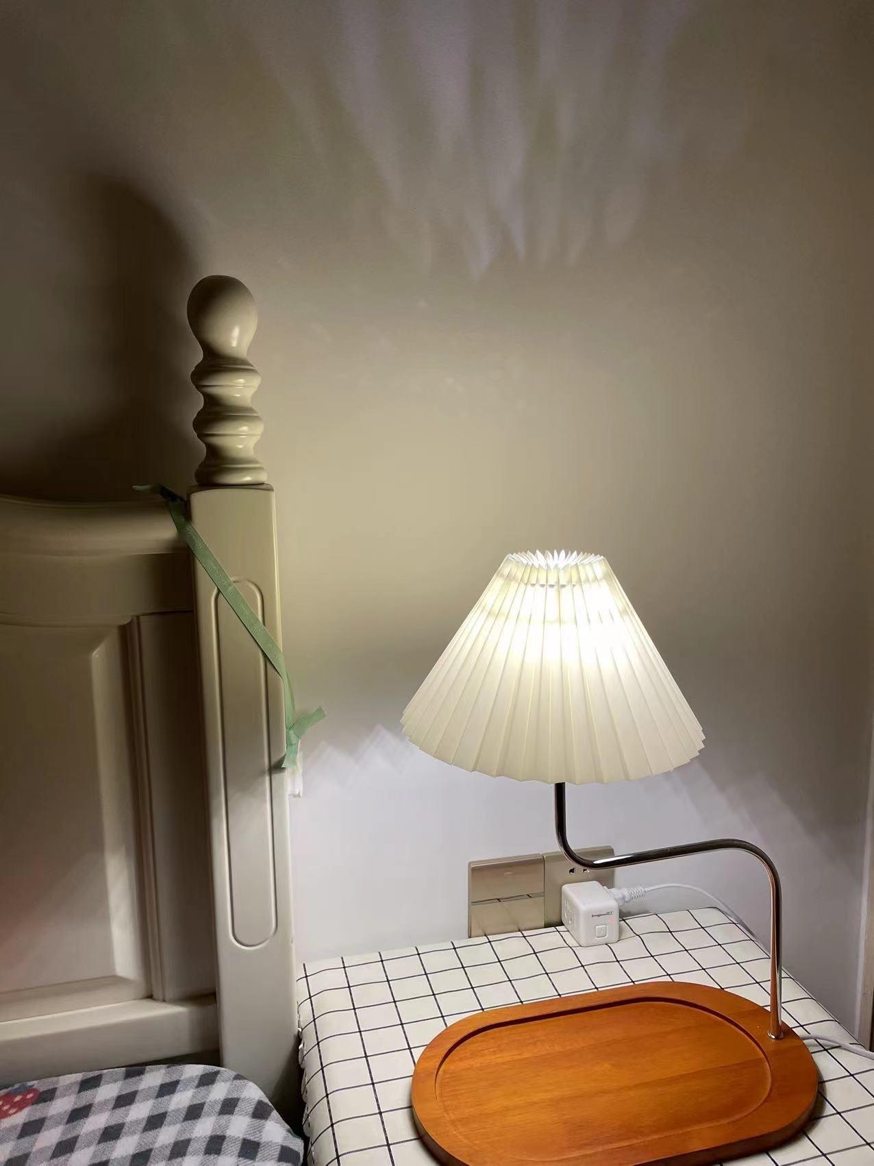 Ornelle Wood Fabric Artistic Table Lamp