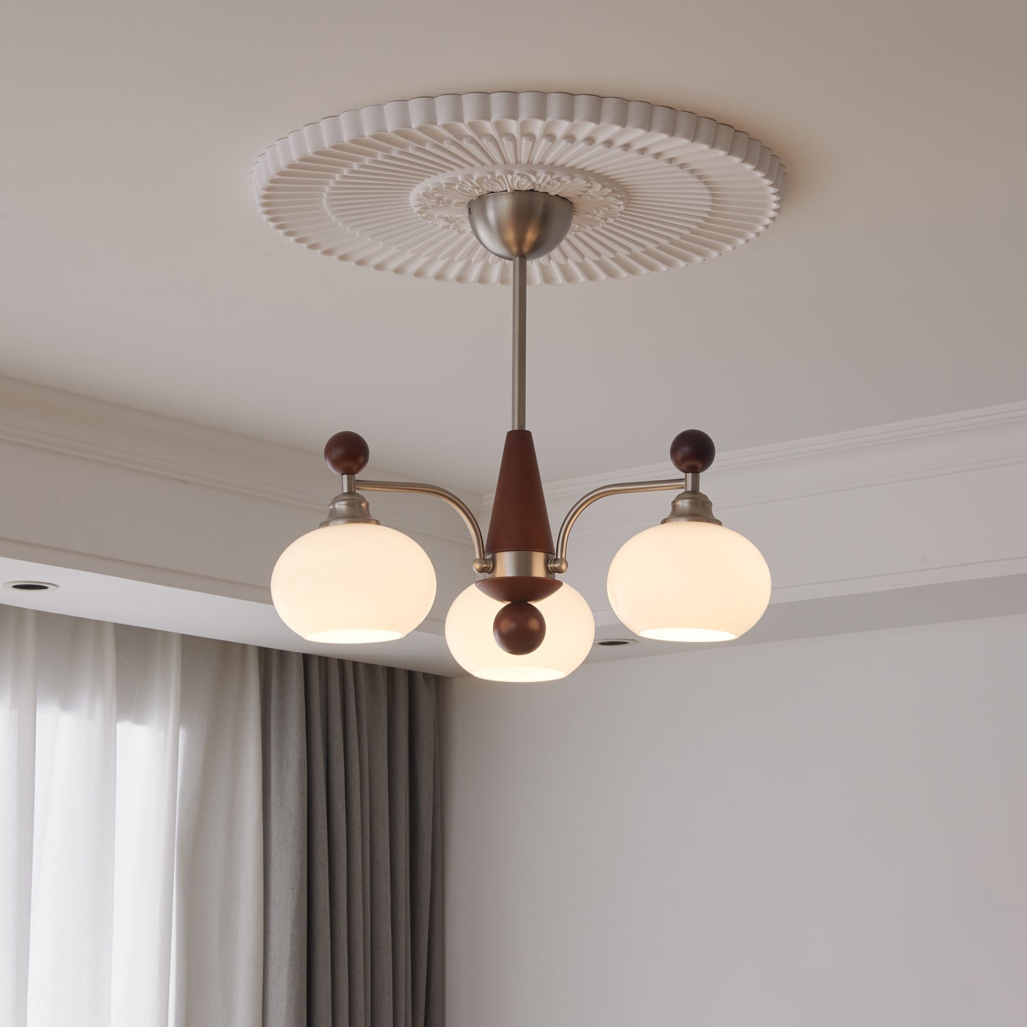 Ivloria Traditional Elegance Orbit Wood Glass Chandelier