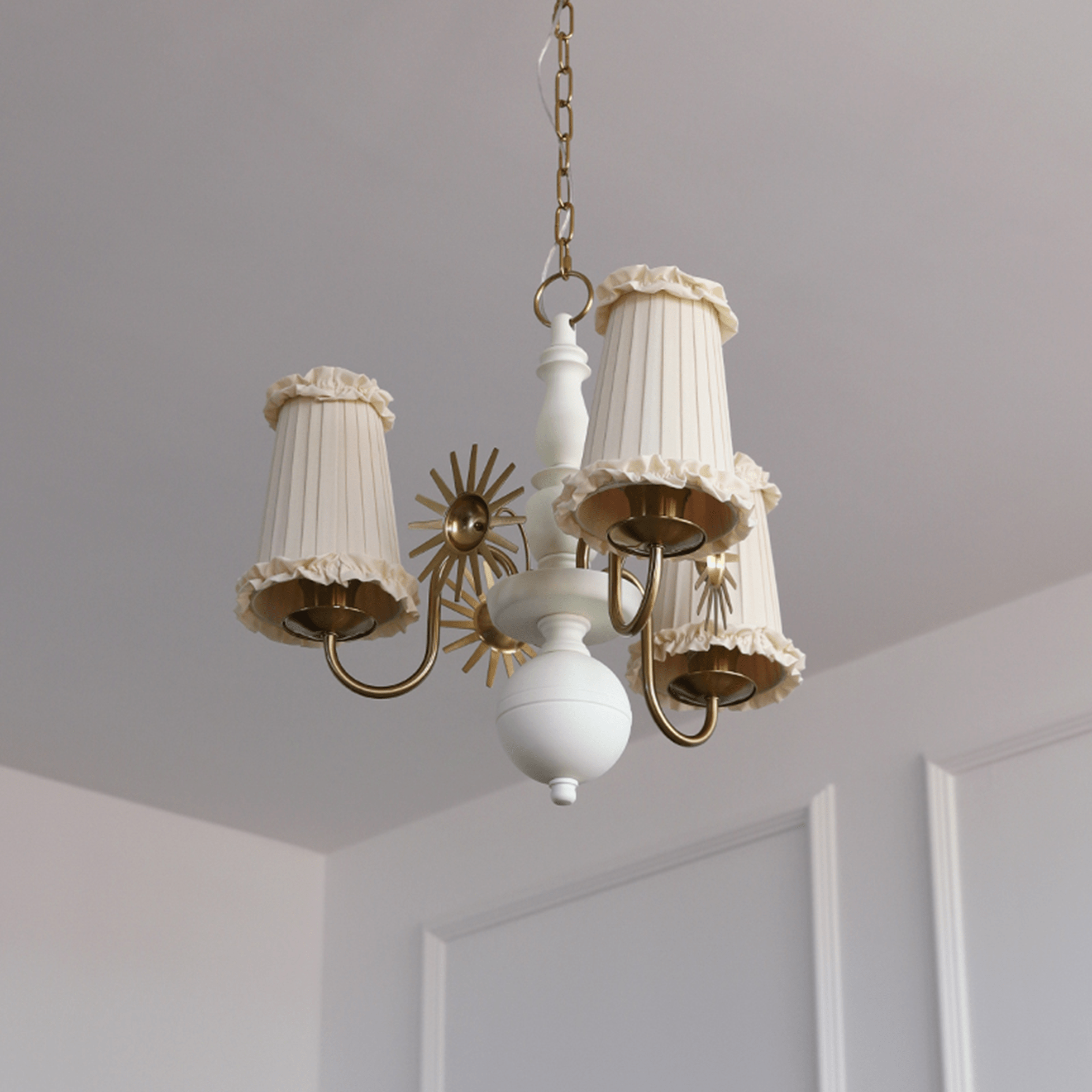 Renivena Chandelier