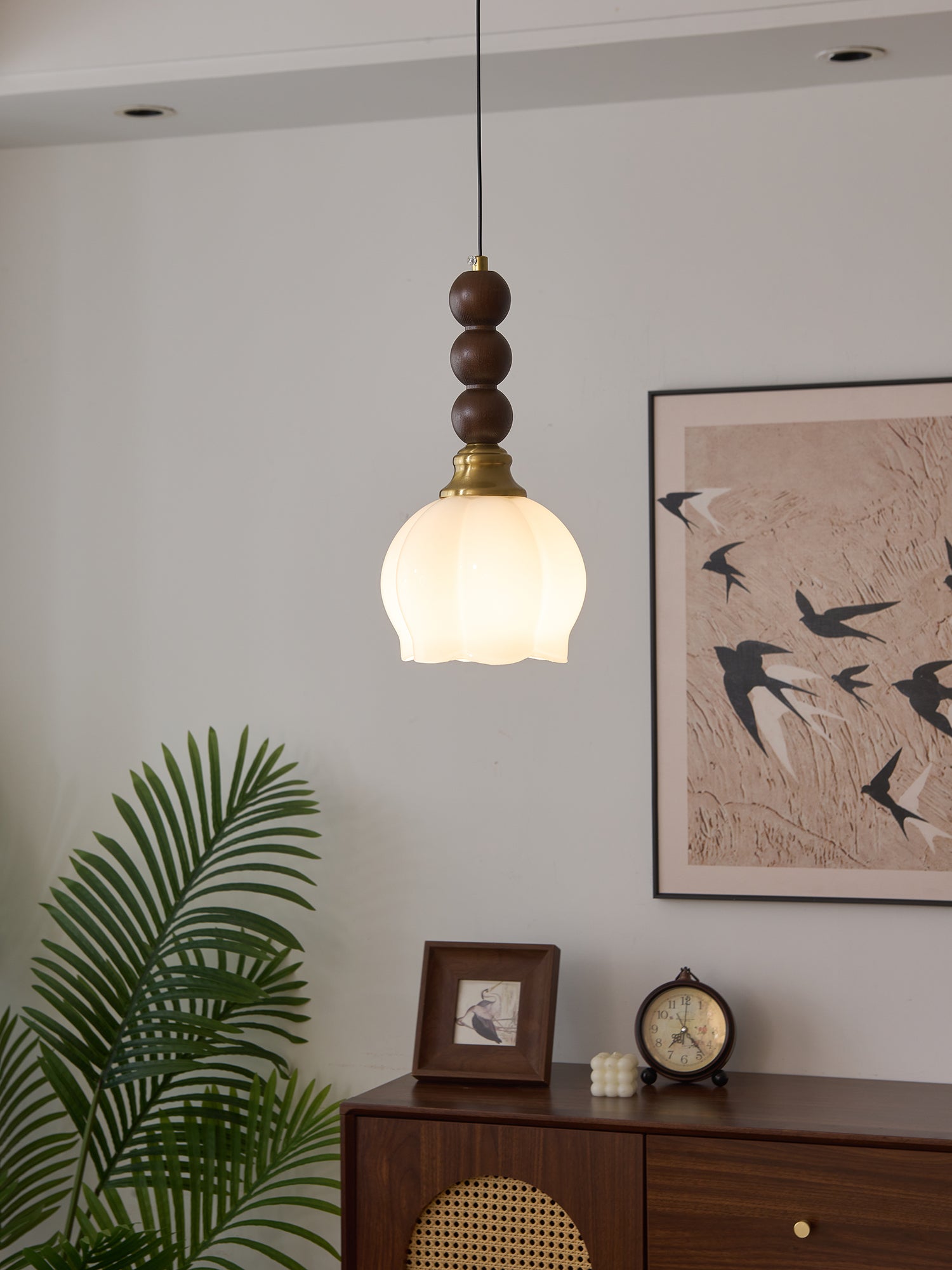 Vothaila Traditional Elegance Vintage Glass Wood Pendant Light