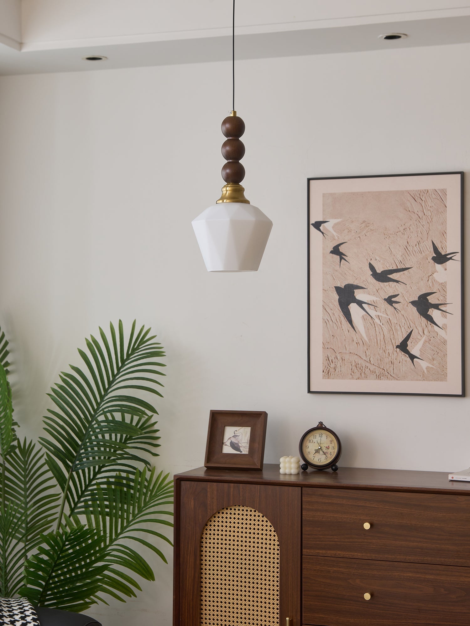 Vothaila Traditional Elegance Vintage Glass Wood Pendant Light