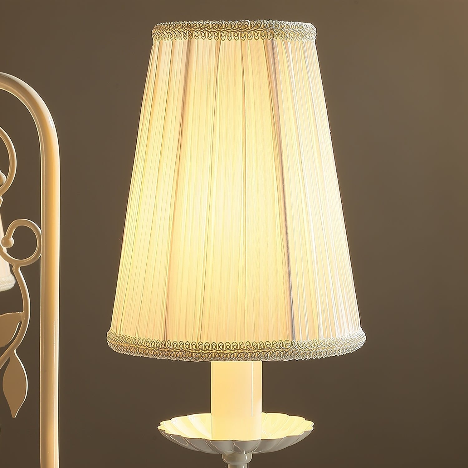 Solthys Chandelier