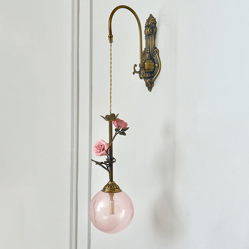 Elaararia Sconce