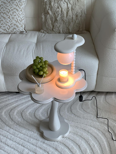 Viloce Resin Traditional Table Lamp