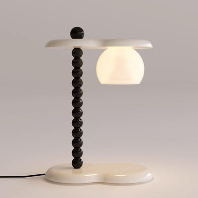 Viloce Resin Traditional Table Lamp