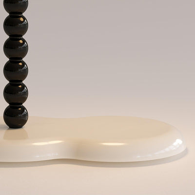 Viloce Resin Traditional Table Lamp