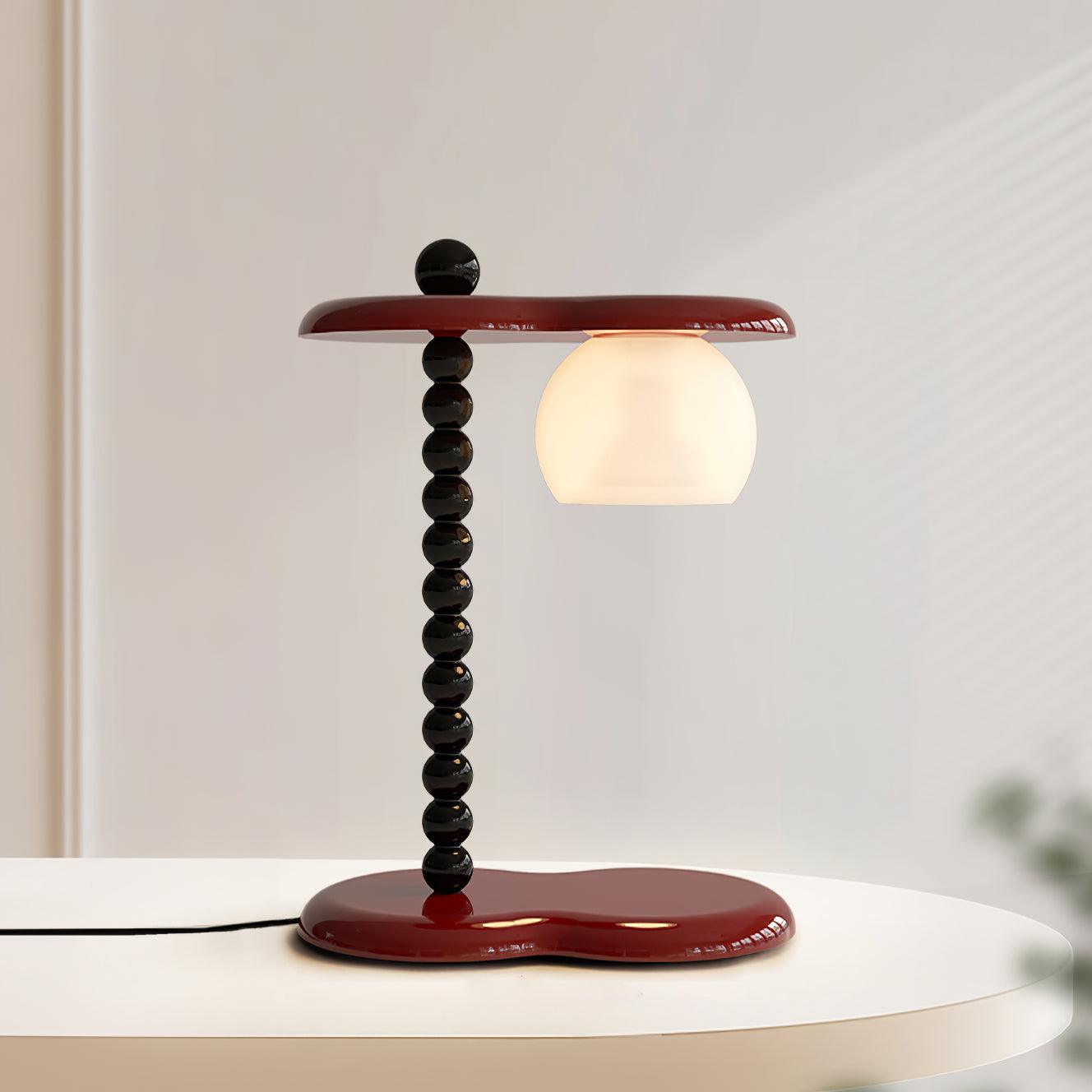 Viloce Resin Traditional Table Lamp
