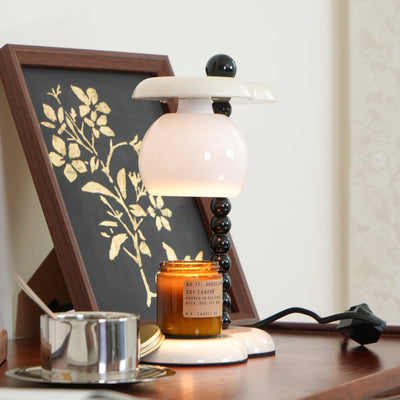 Viloce Resin Traditional Table Lamp