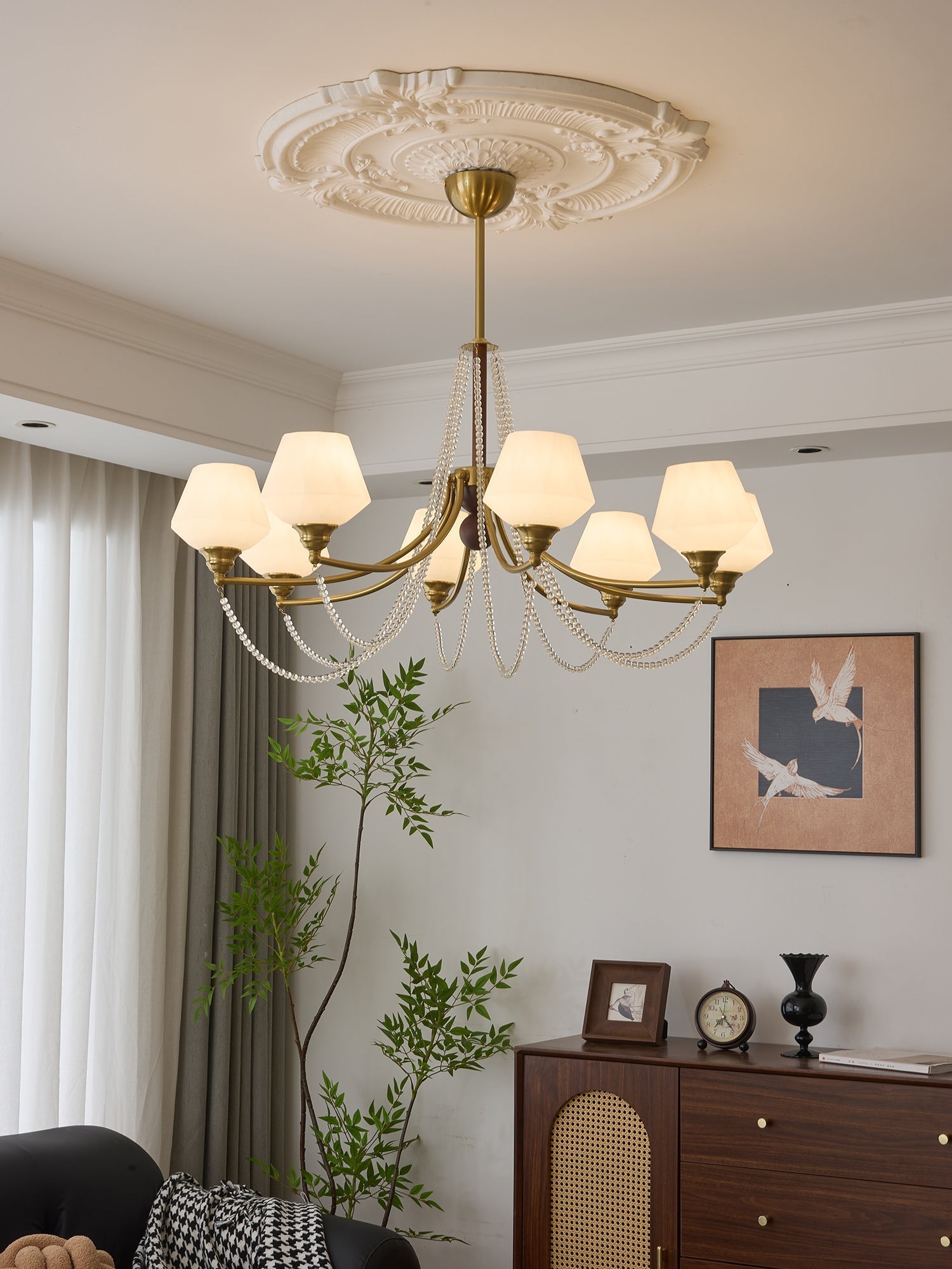 Othaus Traditional Elegance Vintage Wood Chandelier
