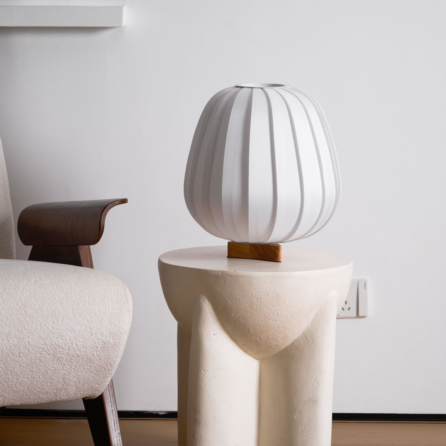 Solisuce Fabric Minimalist Table Lamp - Neutral Decor