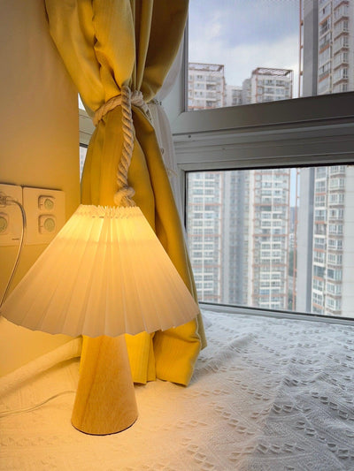 Sylineria Minimalist Wood Table Lamp