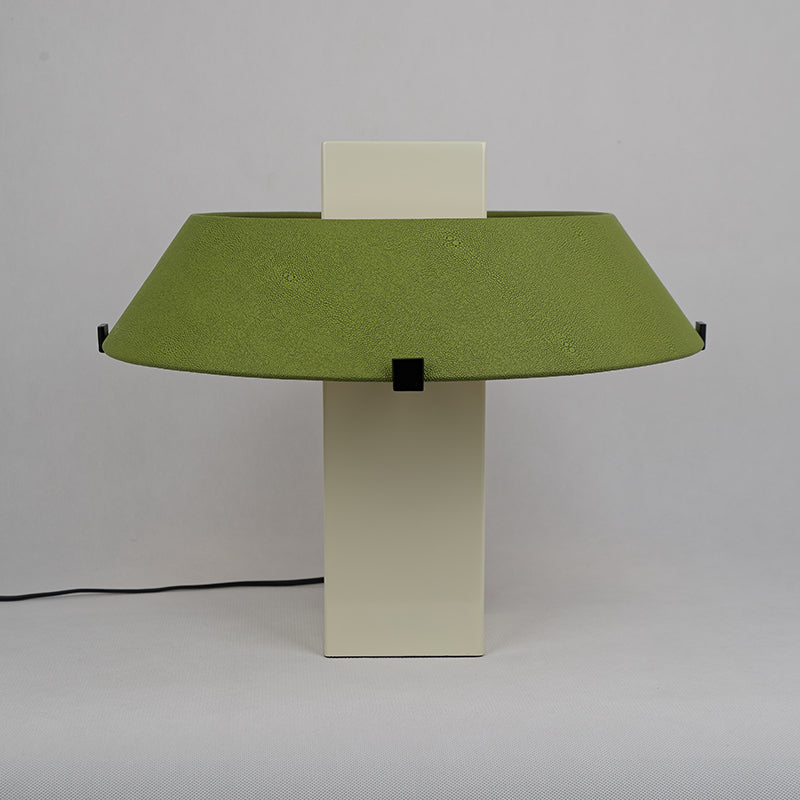 Cruz Table Lamp