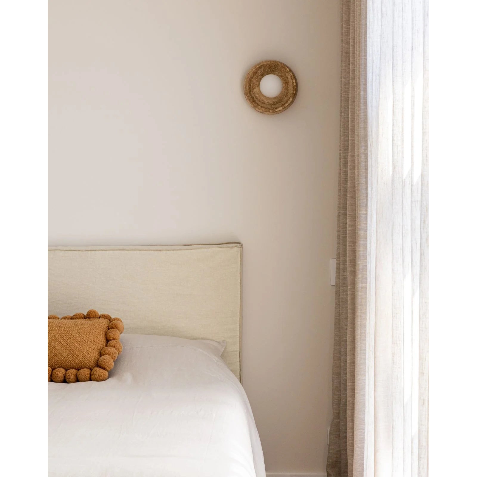 Oonanus Wall Lamp