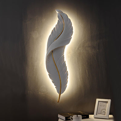 Arvess Individual Creativity Feather Resin Wall Lamp
