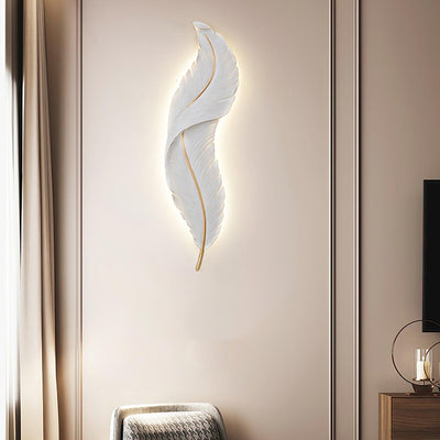 Arvess Individual Creativity Feather Resin Wall Lamp
