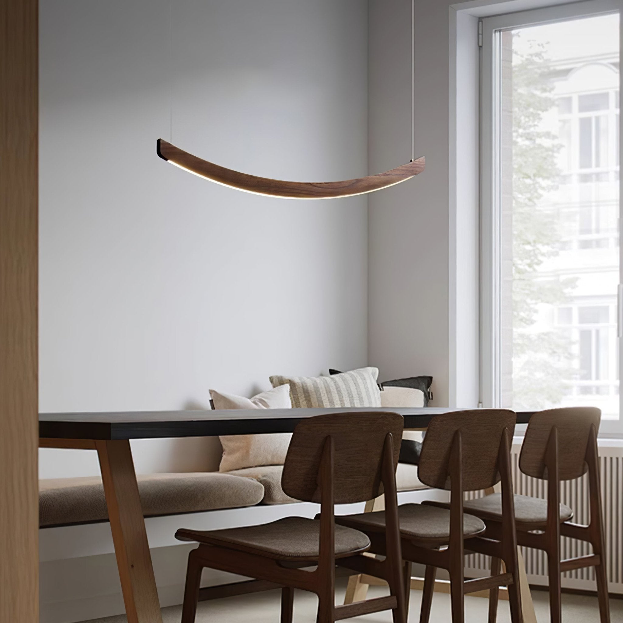 Sororelle Crescent Pendant Lamp