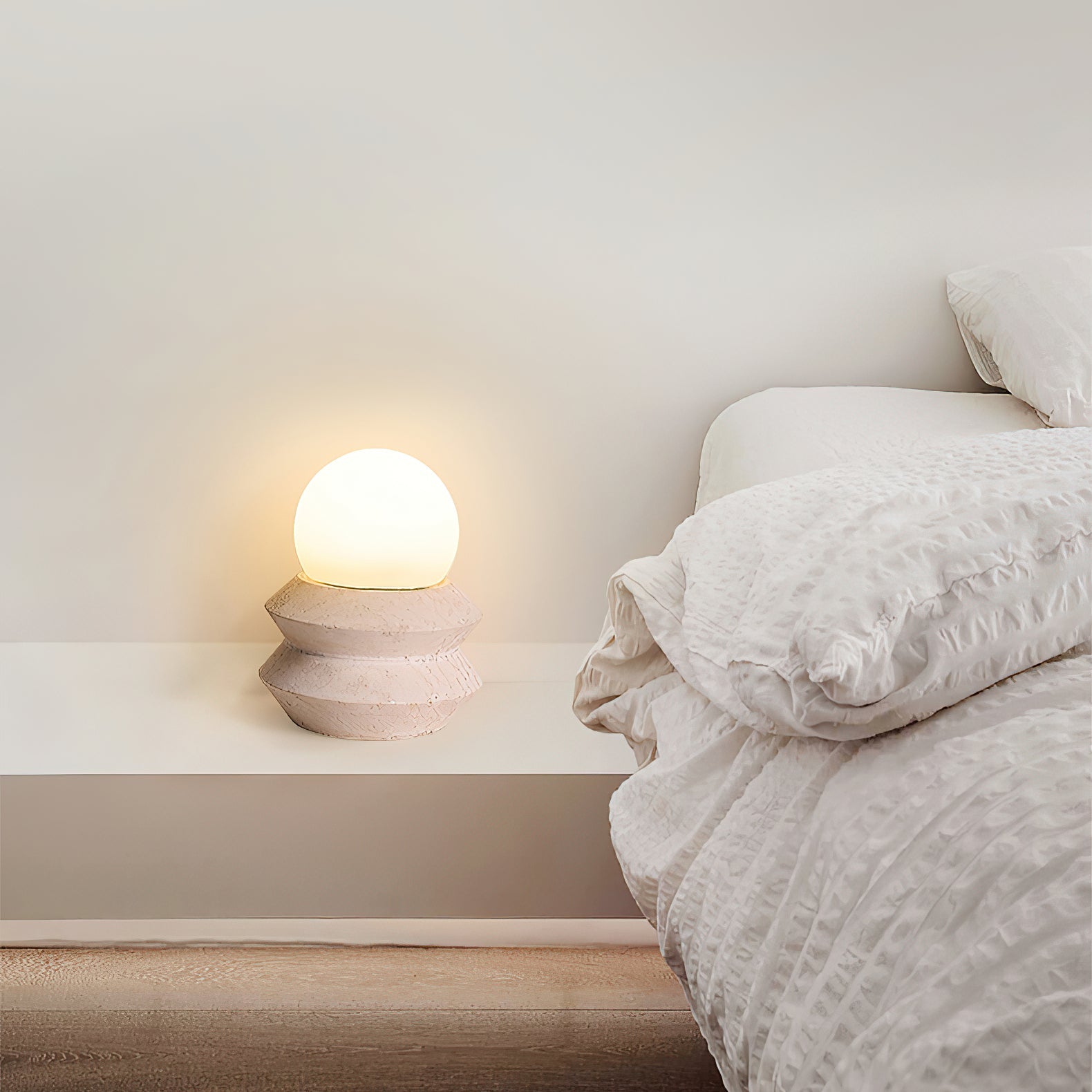 Renaette Table Lamp (Built-in Battery)